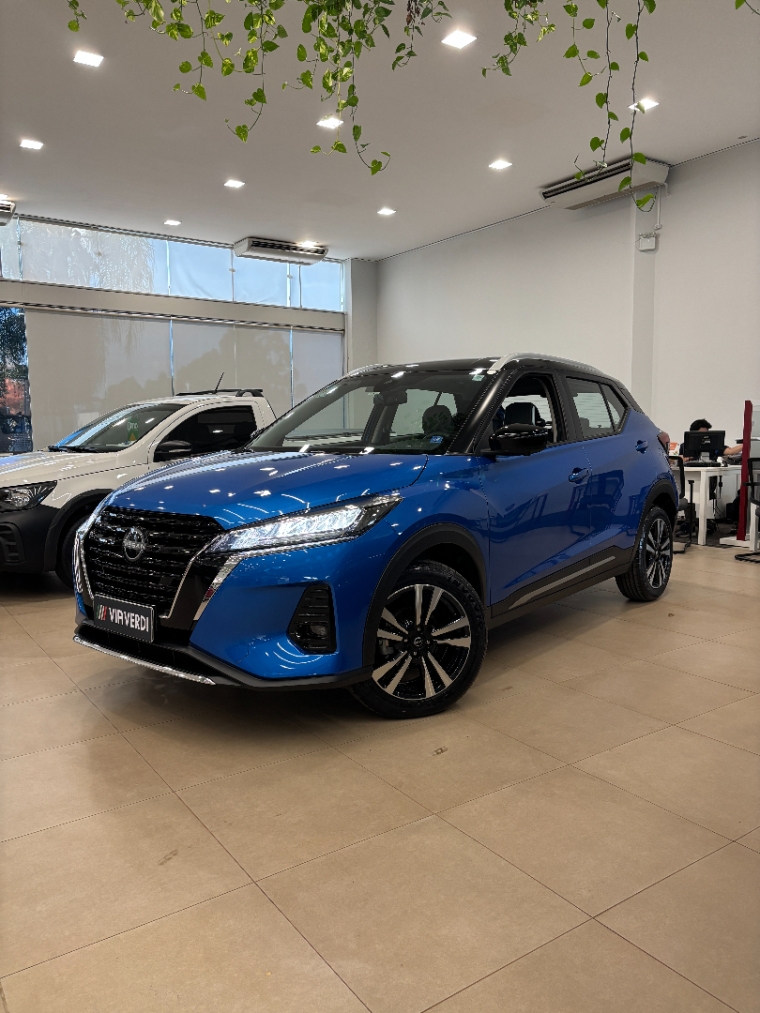 nissan kicks 1.6 16v flexstart exclusive xtronic flex 5p automatico 2024