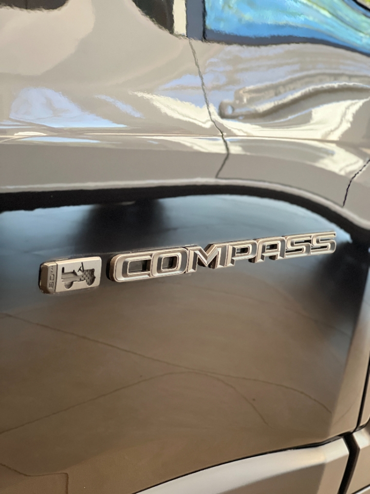 jeep compass 1.3 t270 turbo flex longitude at6 5p automatico 20223
