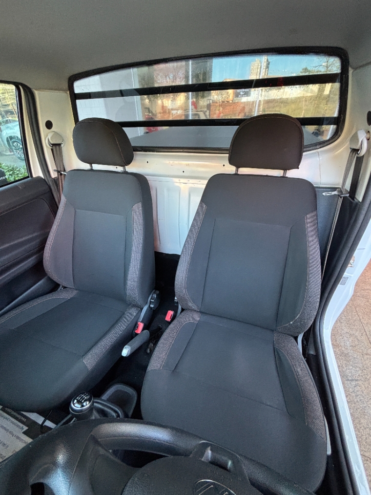 Volkswagen Saveiro Trendline 1.6 Total Flex 16V - foto 10