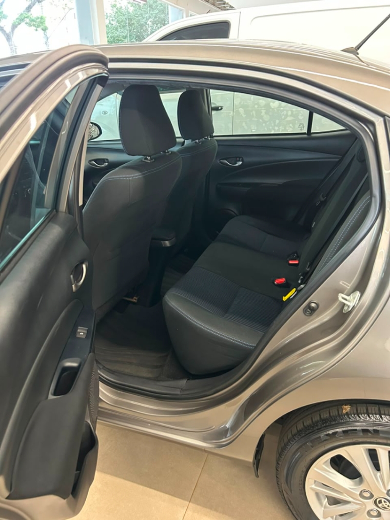 toyota yaris 1.5 16v flex sedan xl multidrive 4p automatico 20198