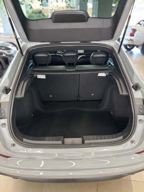 fiat fastback 1.3 turbo 270 flex abarth at6 4p automatico 202418