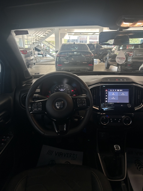 fiat strada 1.3 firefly flex volcano cd manual 4p automatico 202313
