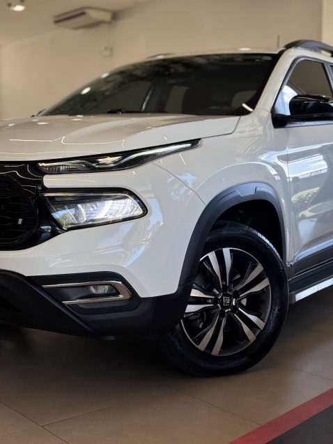 fiat toro 1.3 turbo 270 flex freedom at6 4p automatico 20242