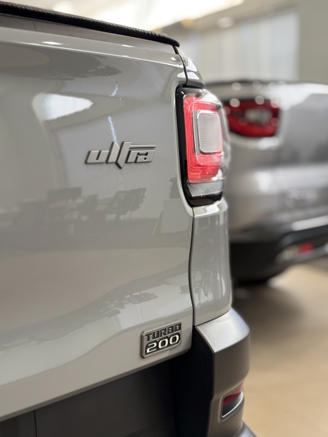 fiat strada 1.0 turbo 200 flex edizione 25 cd cvt 4p automatico 202415