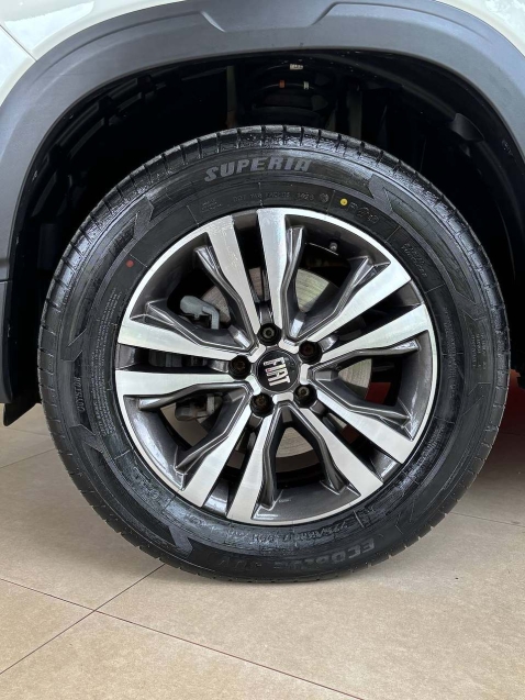 fiat toro 1.3 turbo 270 flex freedom at6 4p automatico 20245