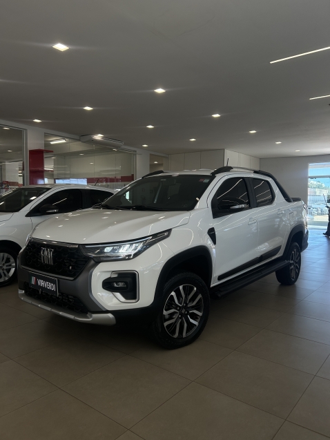 fiat strada 1.0 turbo 200 flex ranch cd cvt 4p automatico 2026