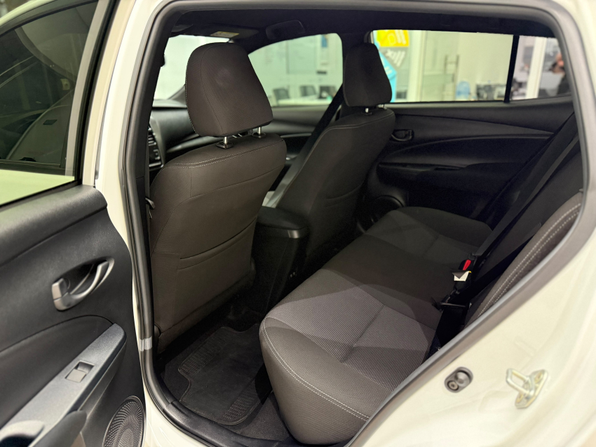 Toyota YARIS 1.5 16V FLEX XL MULTIDRIVE 16