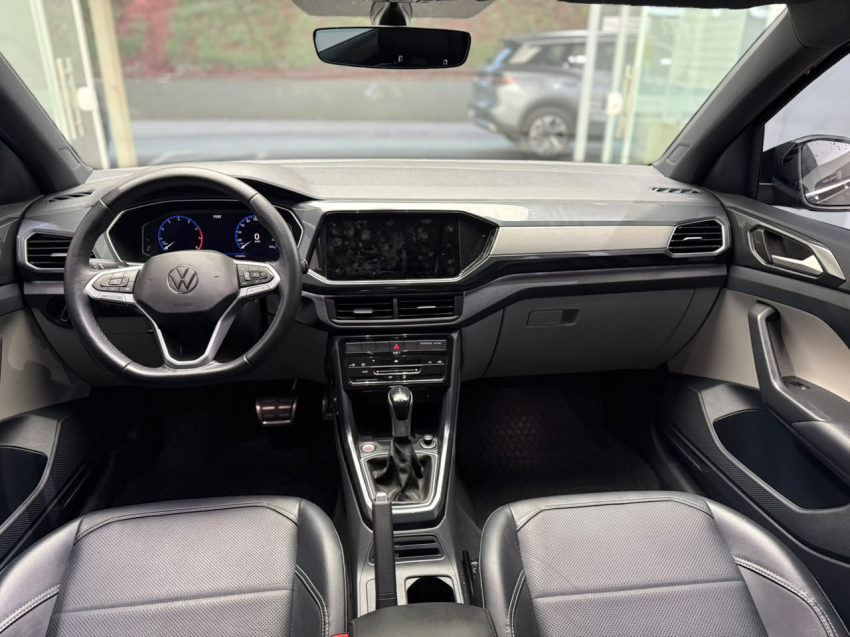 Volkswagen T-CROSS 1.4 250 TSI TOTAL FLEX HIGHLINE AUTOMÁTICO 11