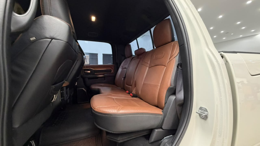 Ram 3500 6.7 I6 TURBO DIESEL LIMITED LONGHORN CD 4X4 AUTOMÁTICO 20