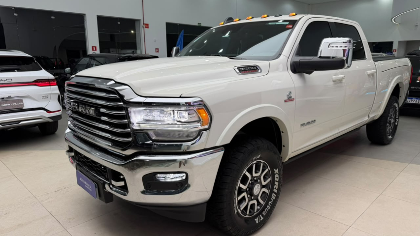 Ram 3500 6.7 I6 TURBO DIESEL LIMITED LONGHORN CD 4X4 AUTOMÁTICO