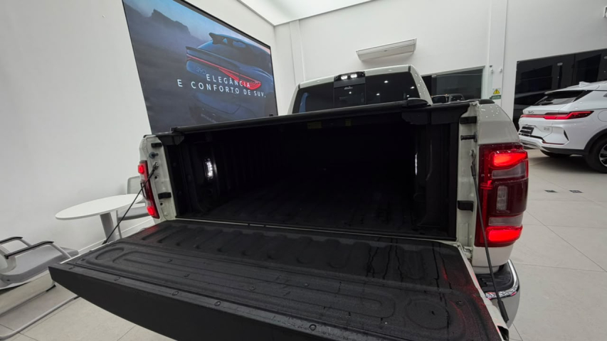 Ram 3500 6.7 I6 TURBO DIESEL LIMITED LONGHORN CD 4X4 AUTOMÁTICO 10