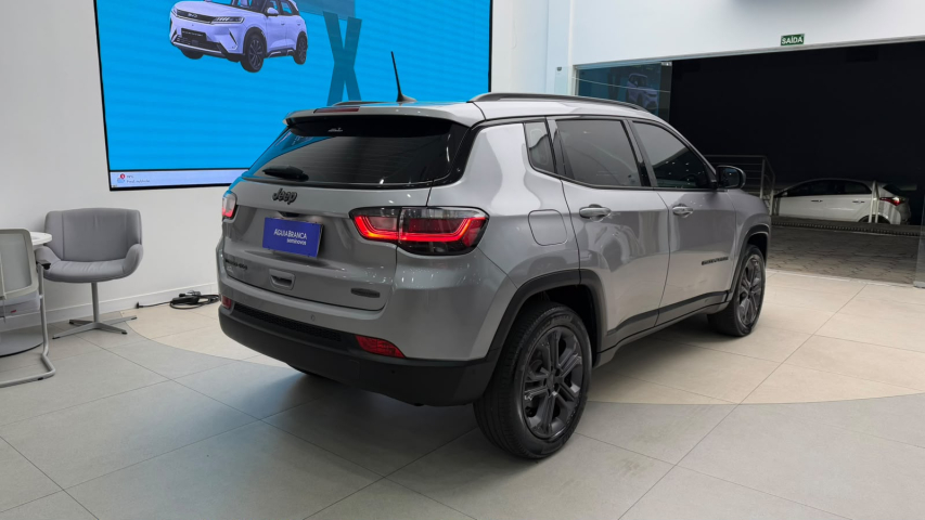 JEEP COMPASS 2.0 TD350 TURBO DIESEL LONGITUDE AT9 9