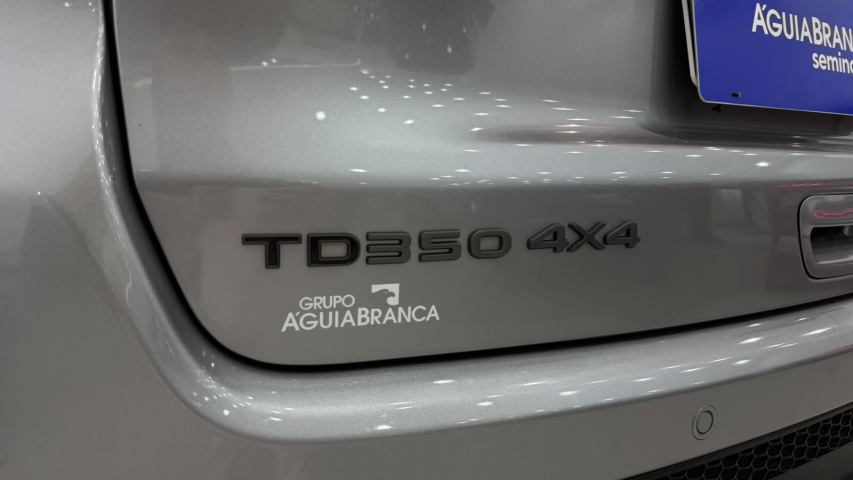 JEEP COMPASS 2.0 TD350 TURBO DIESEL LONGITUDE AT9 8