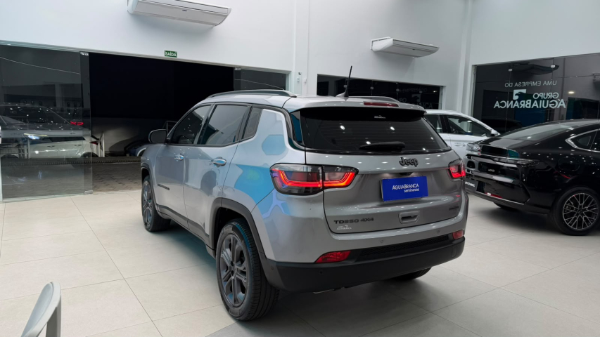 JEEP COMPASS 2.0 TD350 TURBO DIESEL LONGITUDE AT9 6