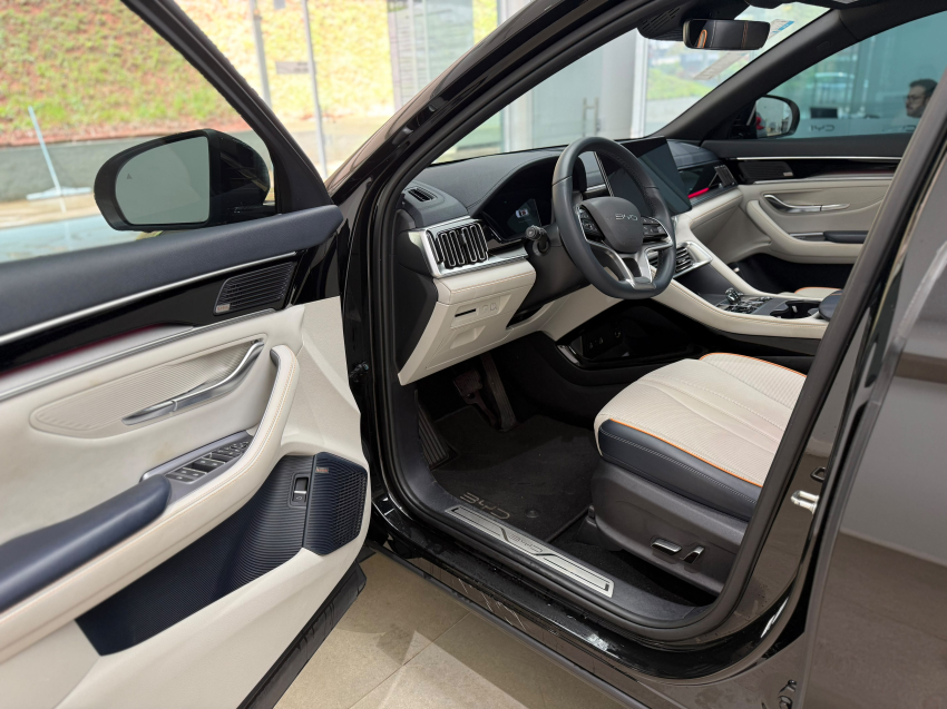 BYD SONG PLUS 1.5 DM-I HÍBRIDO AUTOMÁTICO 14