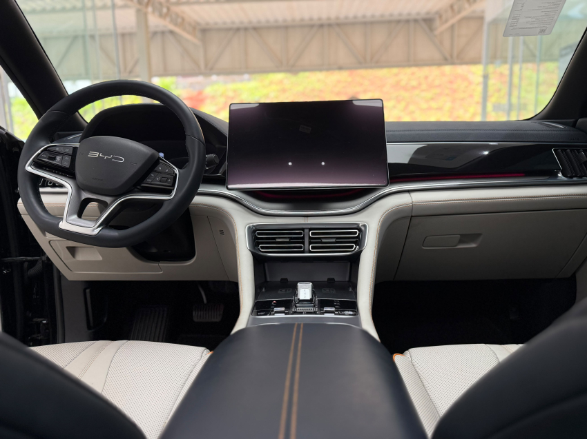 BYD SONG PLUS 1.5 DM-I HÍBRIDO AUTOMÁTICO 11