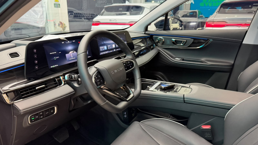 OMODA E5 61,1 KW ELÉTRICO 12