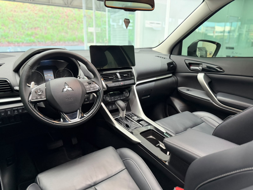 Mitsubishi ECLIPSE CROSS 1.5 MIVEC TURBO GASOLINA HPE-S S-AWC CVT 12