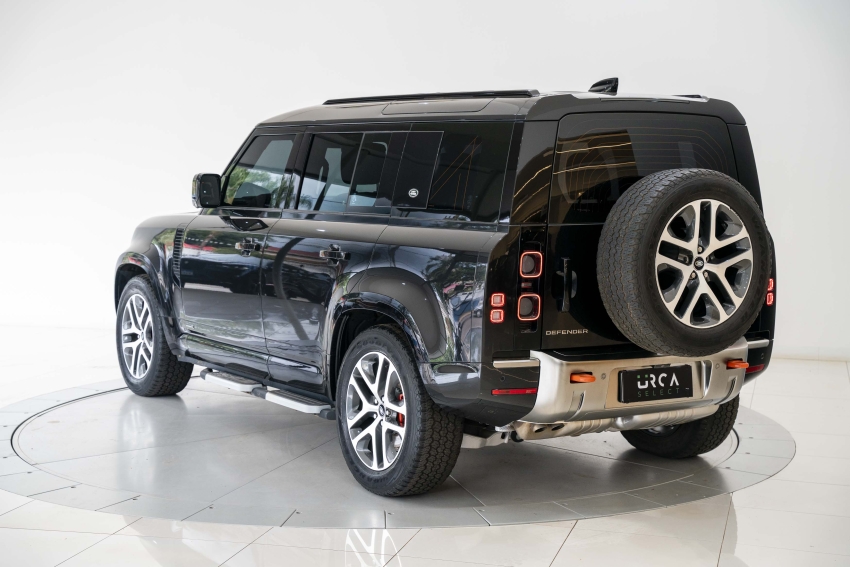 DEFENDER 3.0 D300 TURBO DIESEL MHEV 110 X AWD AUTO3