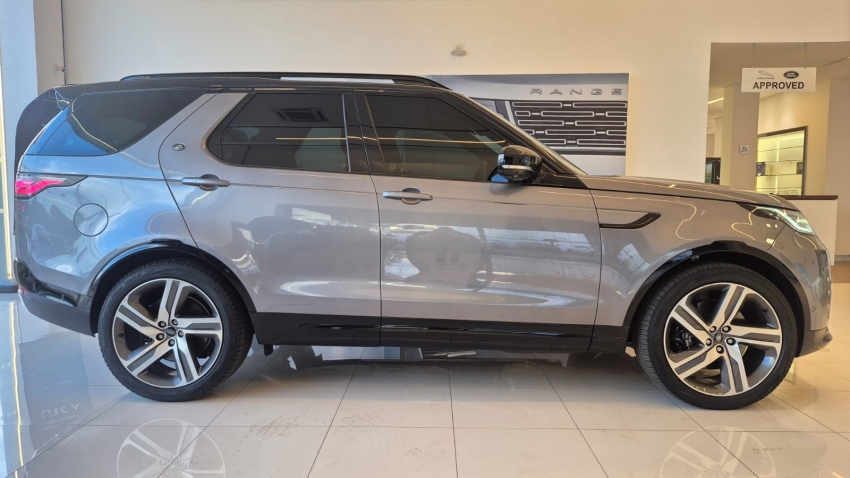 DISCOVERY 3.0 D300 TURBO DIESEL MHEV R-DYNAMIC HSE6