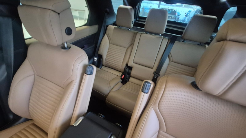 DISCOVERY 3.0 D300 TURBO DIESEL MHEV R-DYNAMIC HSE13