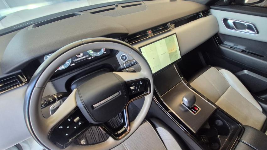 RANGE ROVER VELAR 2.0 P400E PHEV R-DYNAMIC HSE AUT8