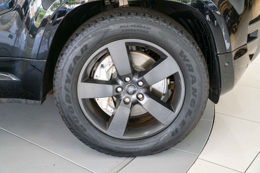DEFENDER 2.0 P400e MHEV 110 X-DYNAMIC HSE AWD27