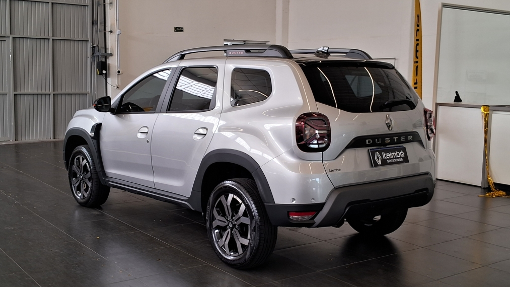 duster iconic plus 1.6 at  25/263