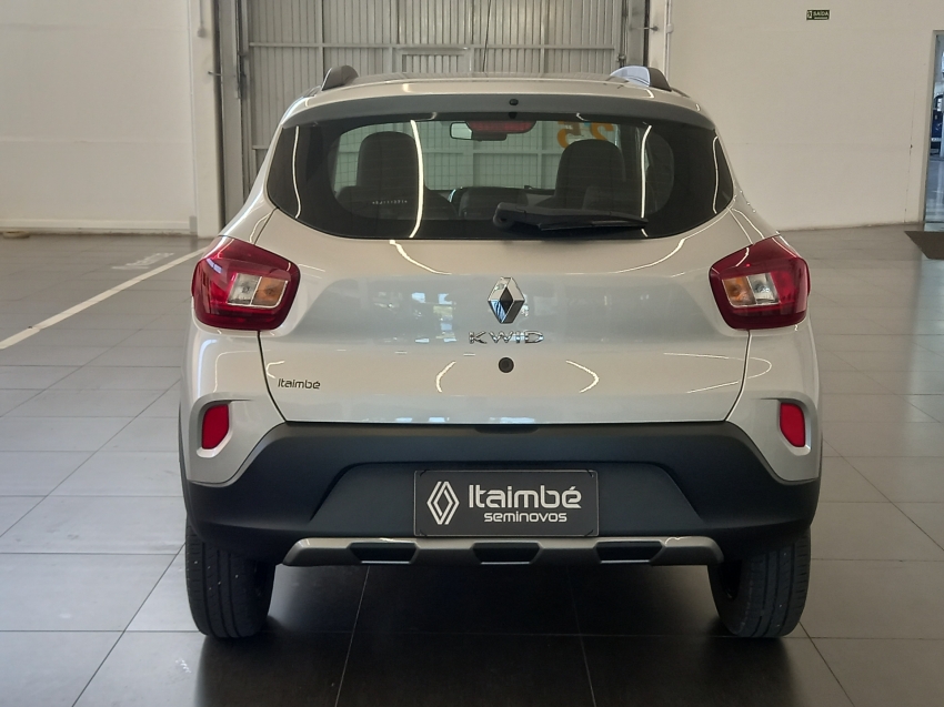 kwid outsider 1.0 mt  24/254