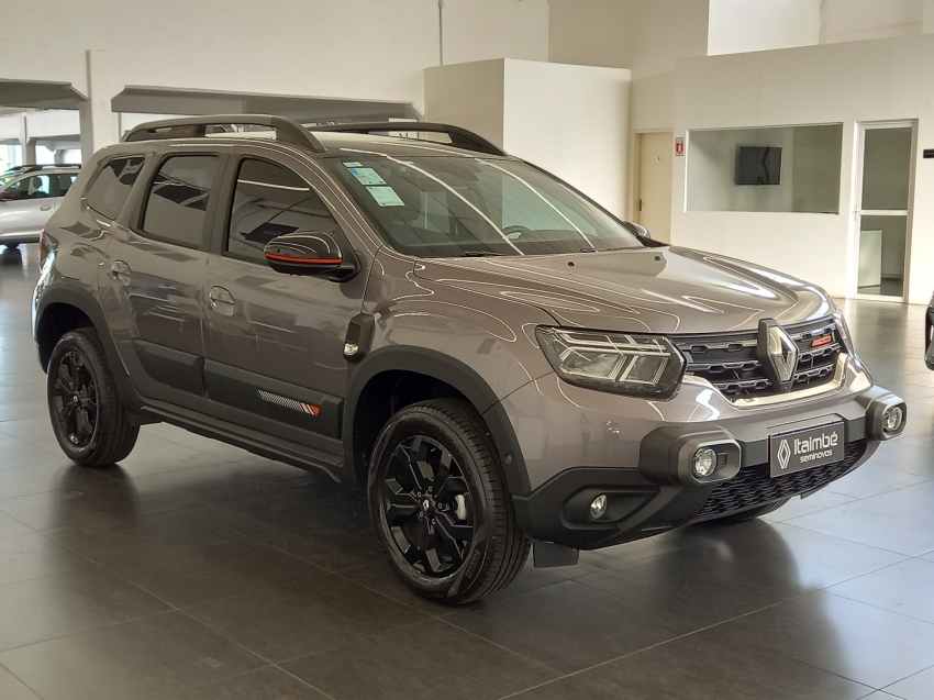 duster iconic plus 1.3 at  25/26