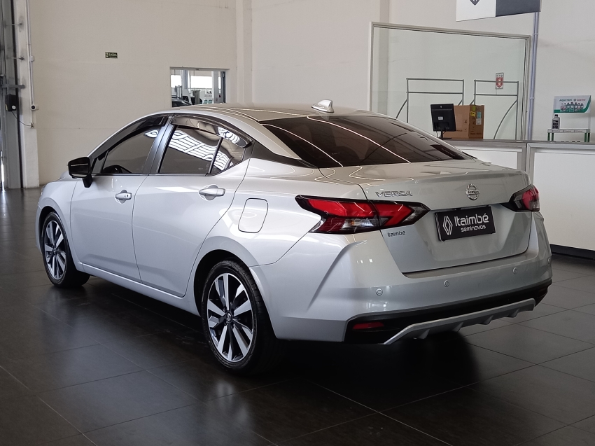 versa exclusive 1.6 at  21/213