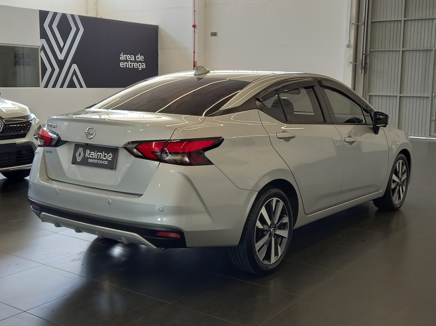 versa exclusive 1.6 at  21/215