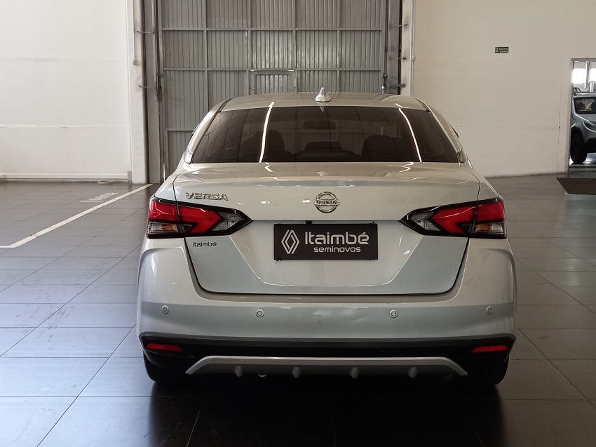 versa exclusive 1.6 at  21/214