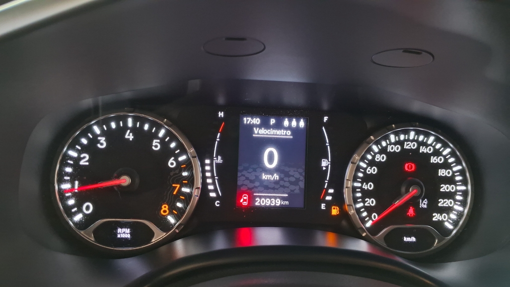 renegade 1.3 turbo 270 at  24/2510