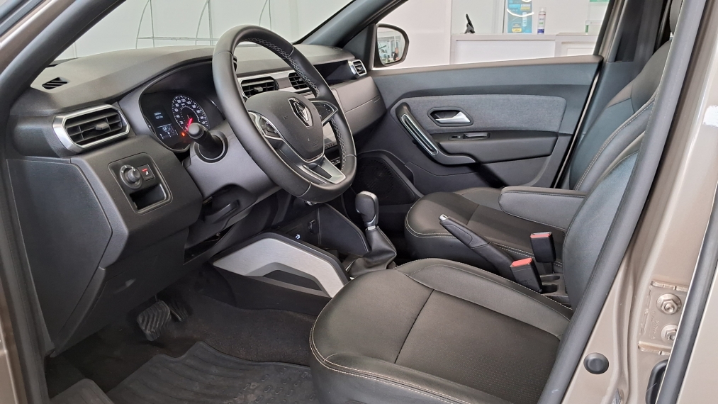 duster iconic 1.6 at  22/237