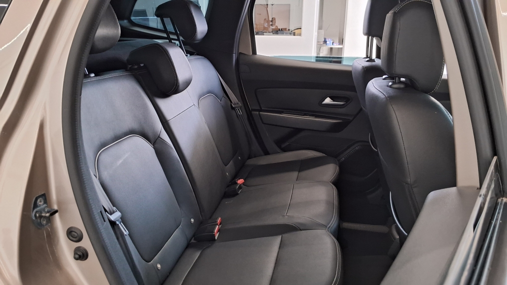 duster iconic 1.6 at  22/239