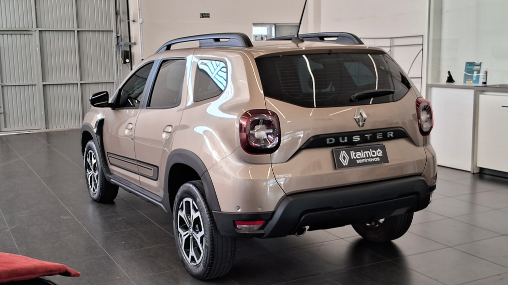 duster iconic 1.6 at  22/233