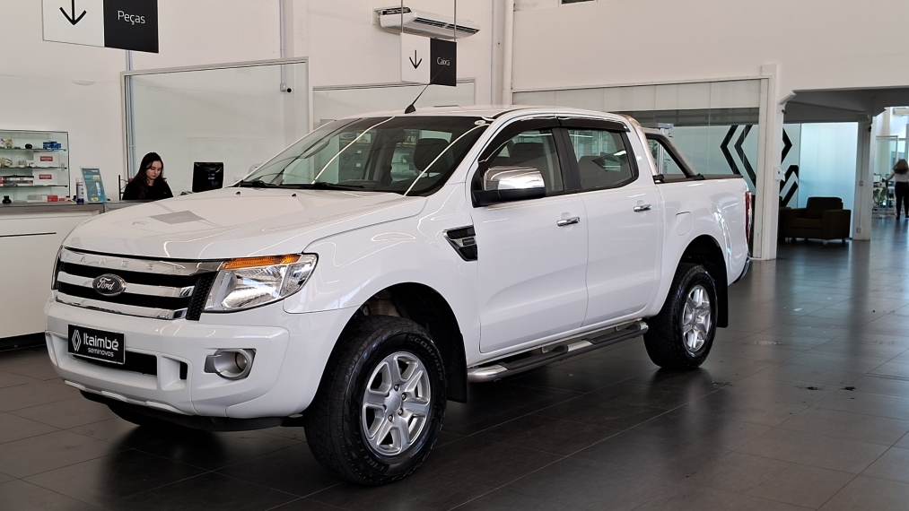 ranger xlt cd 4x2 2.5 mt  14/152