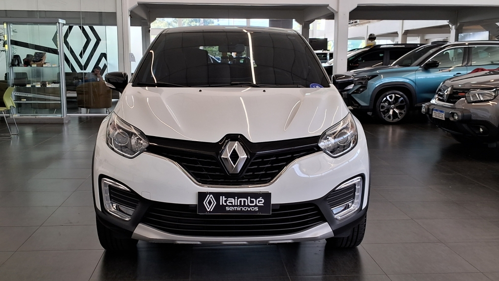 captur intense 1.6 at  17/181