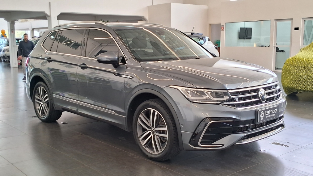 tiguan allspace r-line 2.0 300 tsi at  23/24