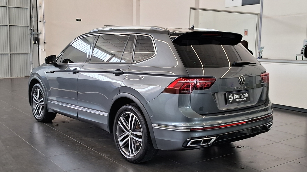 tiguan allspace r-line 2.0 300 tsi at  23/243