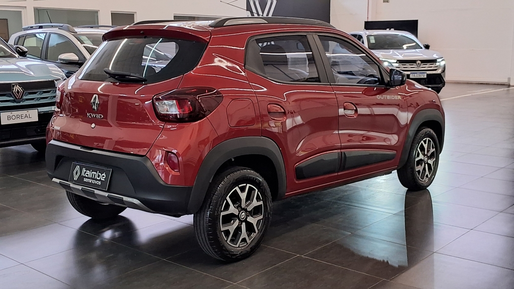 kwid outsider 1.0 mt  22/235