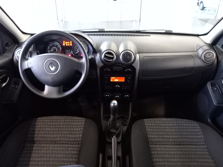 sandero expression 1.0 mt  13/146