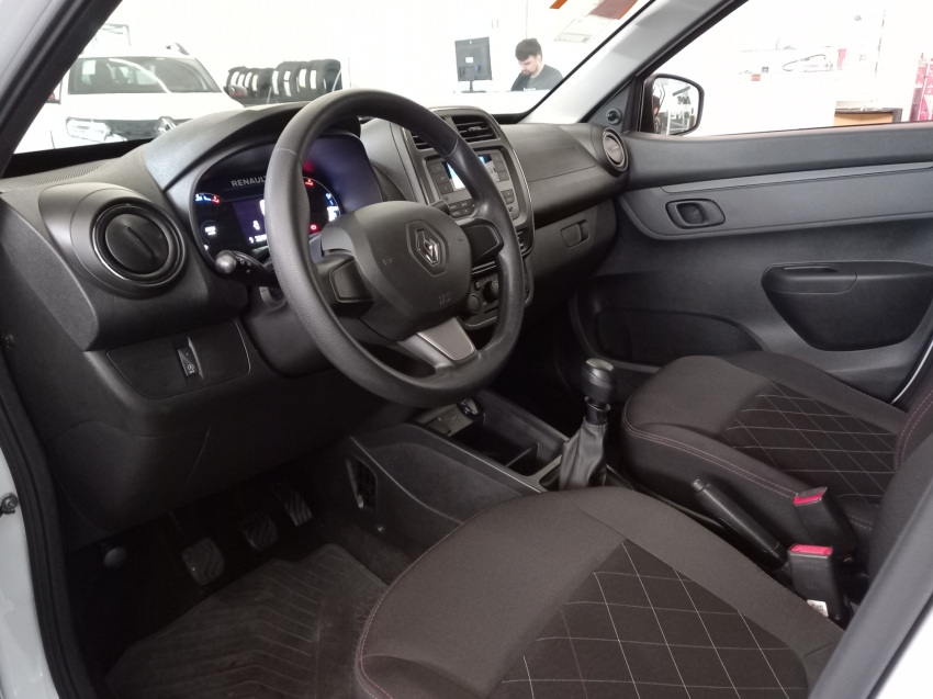 kwid zen 1.0 mt  23/247
