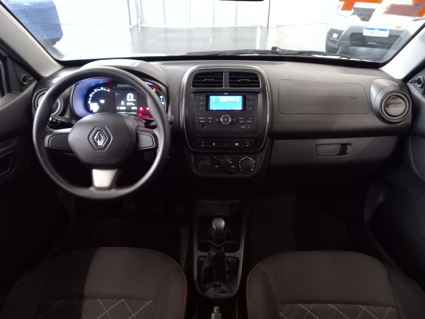 kwid zen 1.0 mt  23/246