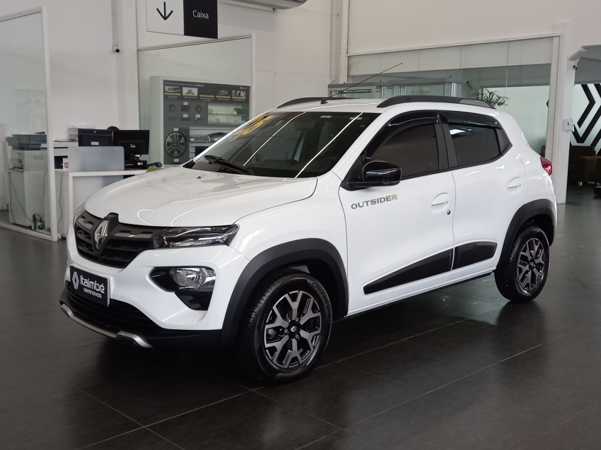 kwid outsider 1.0 mt  25252