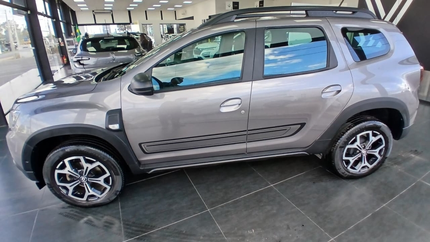 Renault Duster Iconic 1.6 At 22 23 - foto 3
