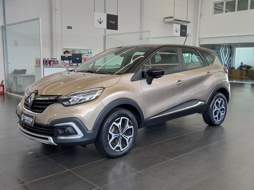 captur iconic 1.3 tce at  21/222