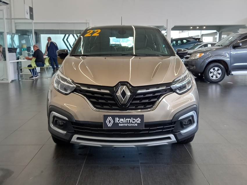 captur iconic 1.3 tce at  21/221
