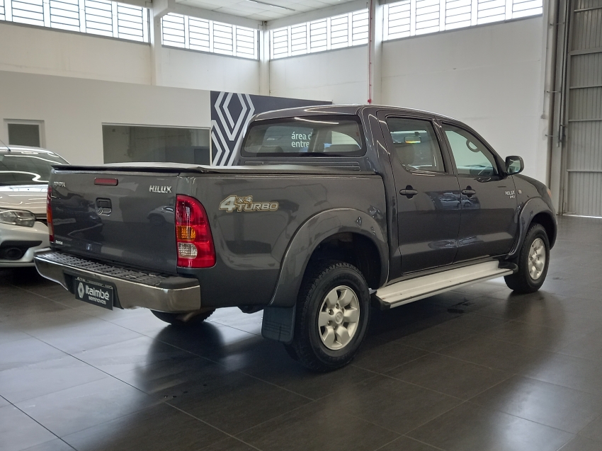 HILUX CD 2.5 MT 4X4  08/085